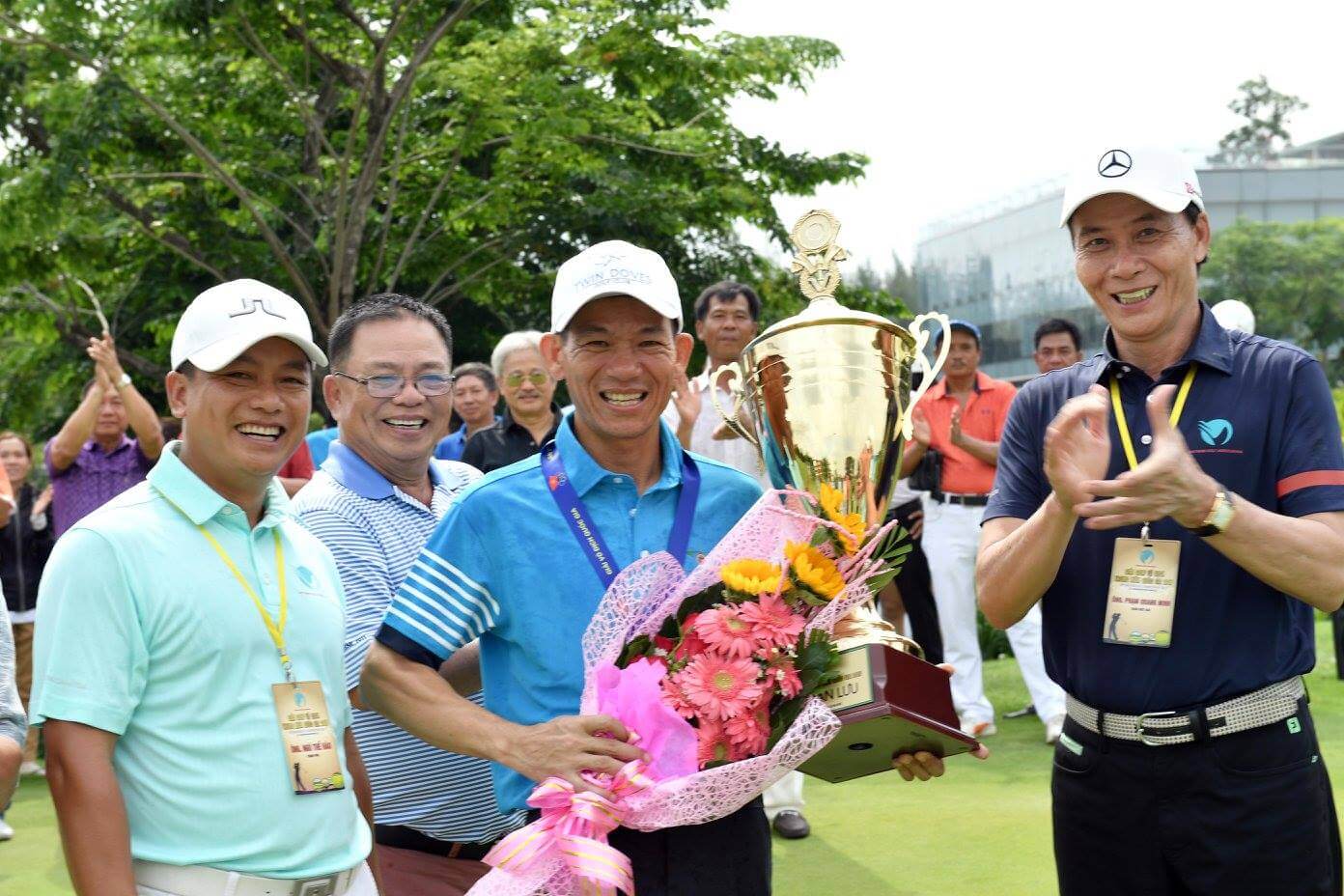 Vượt qua Andrew Hùng Phạm, golfer Trần Khắc Nhã vô địch Trung niên QG