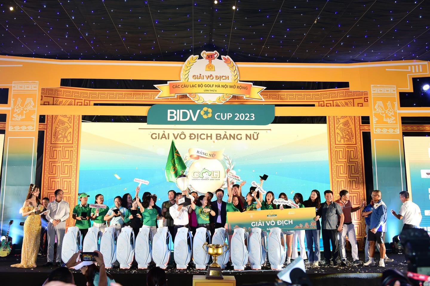 CLB Họ Nguyễn Thăng Long và CLB Golf Khỉ Vàng Vô Địch Giải Câu Lạc Bộ Golf Hà Nội Mở Rộng  2023