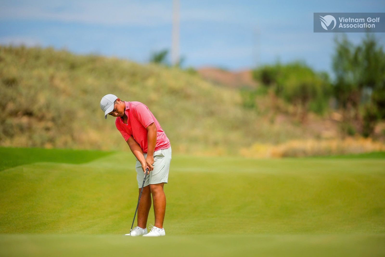 Giải Vô địch Golf Quốc gia - Gia Lai 2025: Tuấn Anh dẫn đầu bảng Nam, Chúc An bứt phá ở bảng Nữ