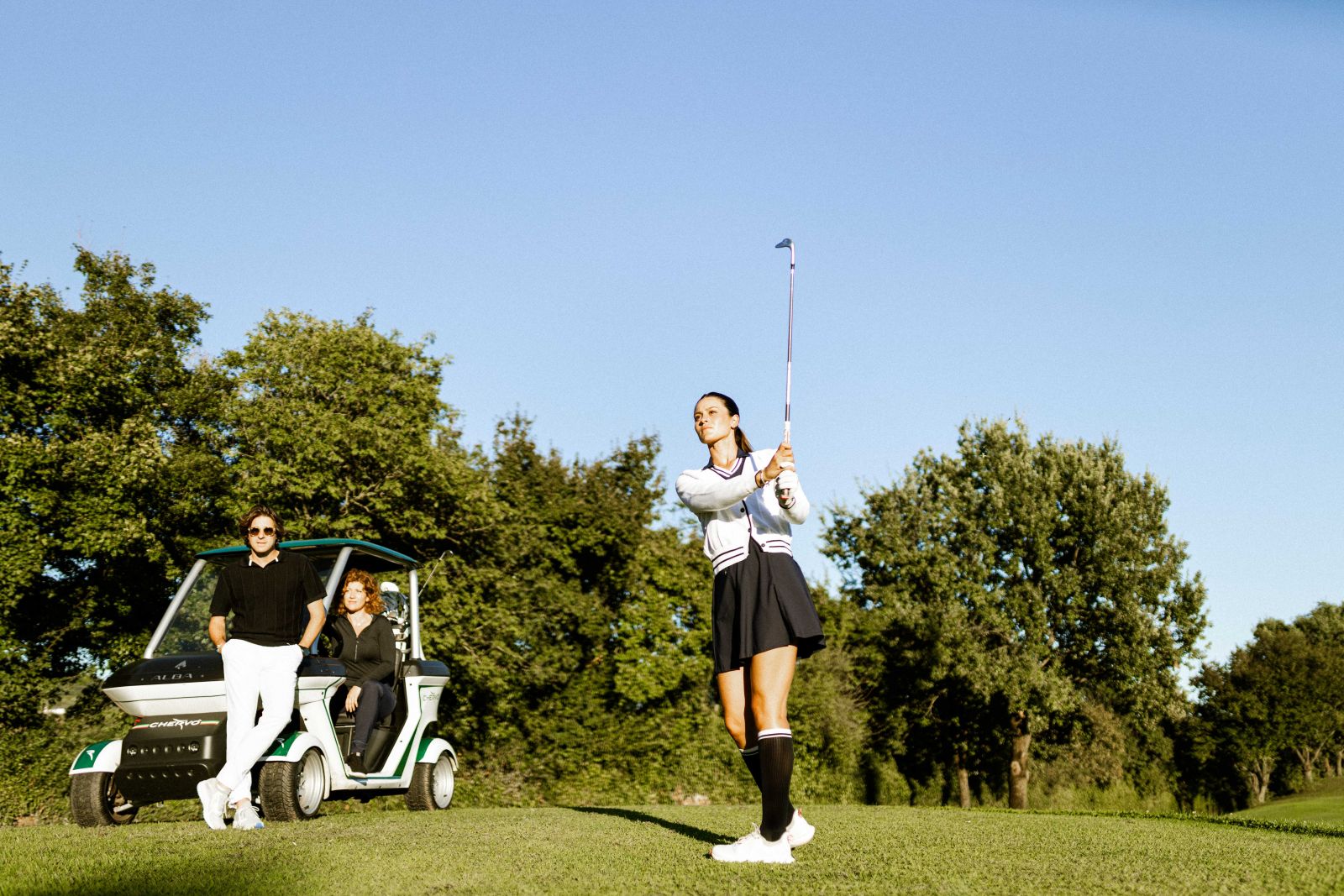 Thời trang golf mùa hè: Khi trang phục và phụ kiện trở thành lợi thế chiến thuật