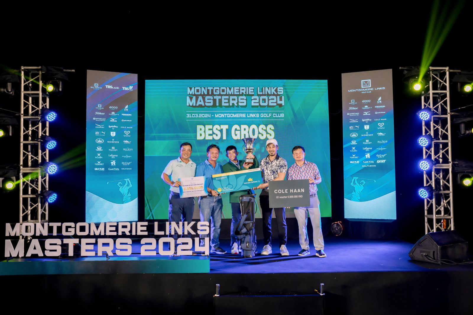 Hà Nam Khánh trở thành golfer trẻ nhất lịch sử vô địch Montgomerie Links Masters