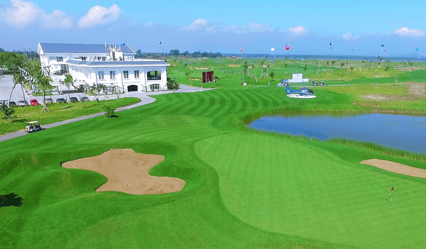 Hơn 60 tỷ đồng giải thưởng và 600 golfer dự giải FLC Golf Championship 2015