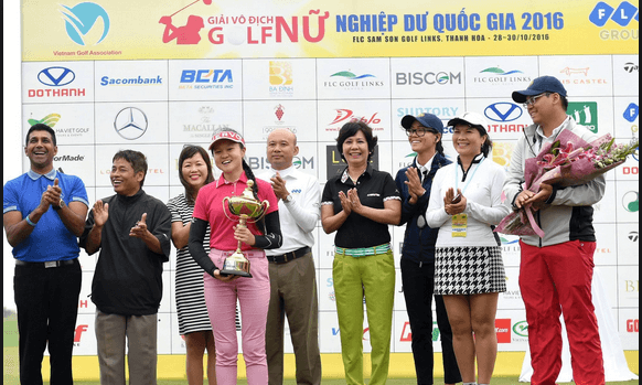 Hanako Kawasaki đứng đầu vòng 1 giải Vô địch Nữ Quốc gia 2015