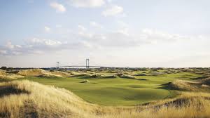 Chính quyền New Yorks ra lệnh phong tỏa các sân golf của Donald Trump