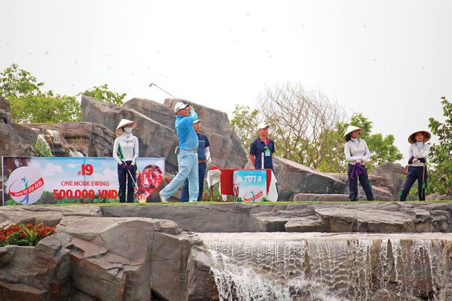 Khởi động giải golf từ thiện-Chắp cánh ước mơ cho trẻ em Việt Nam