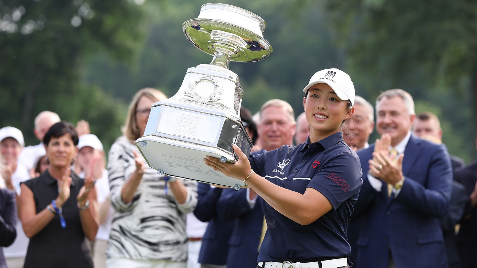 Golfer người Trung Quốc Ruoning Yin giành chiến thắng tại giải KPMG Women’s PGA.