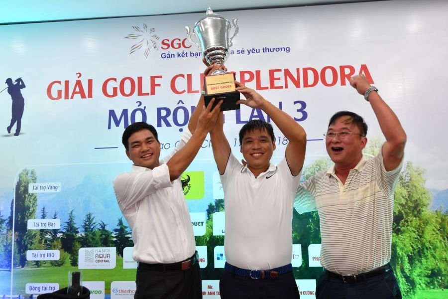 Golfer Nguyễn Quốc Mến lần thứ 3 liên tiếp vô địch giải SGC Open