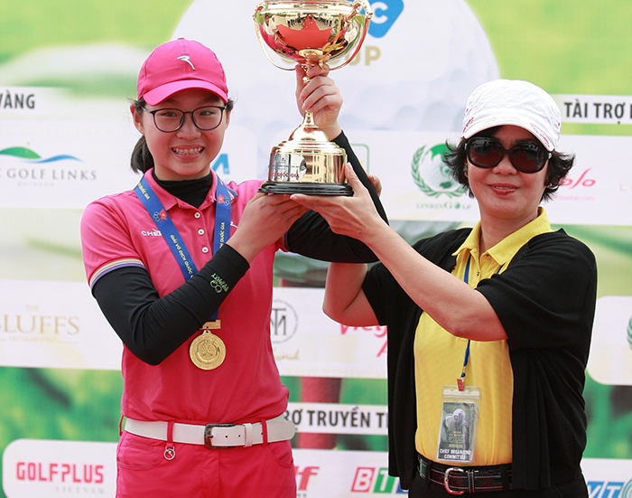 Chiến thắng tại VLGC 2017 Đoàn Xuân Khuê Minh đi vào lịch sử golf Việt Nam