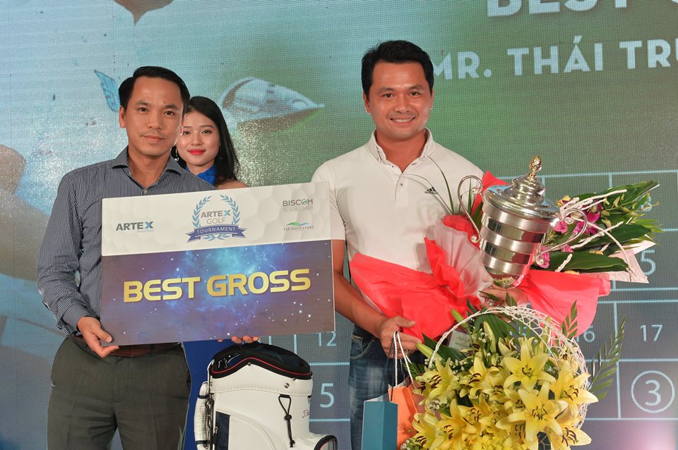 Đánh 72 gậy, golfer Thái Trung Hiếu vô địch giải Artex 2017