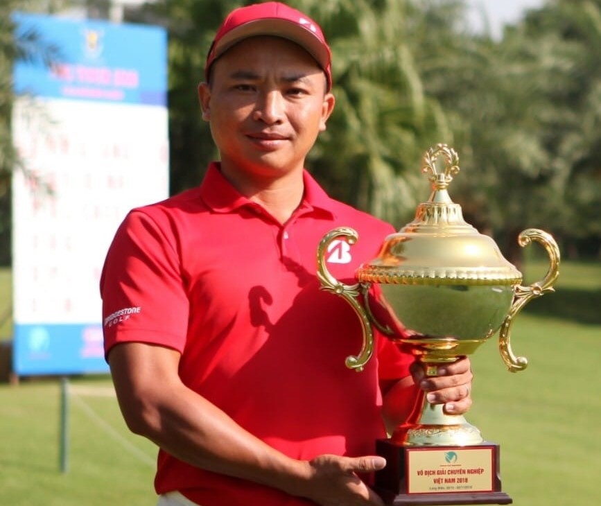 Golfer Lê Hữu Giang chiến thắng tại giải chuyên nghiệp Việt Nam 2018