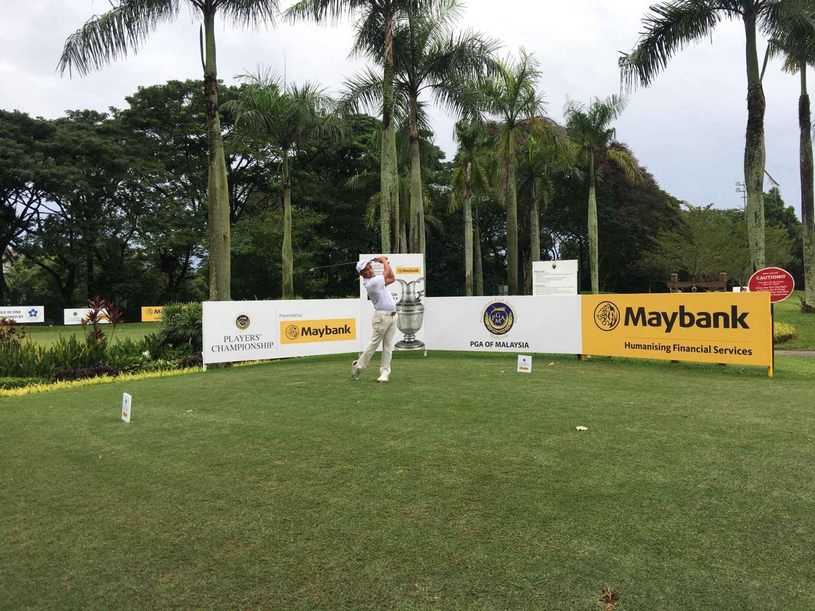 Golfer Lê Hữu Giang vượt qua Vòng Cắt giải MayBank PGAM Players C'ship