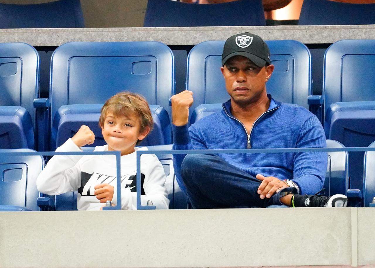 Tiger Woods và con trai sẽ hợp sức tranh tài tại giải đấu PNC Championship 2020