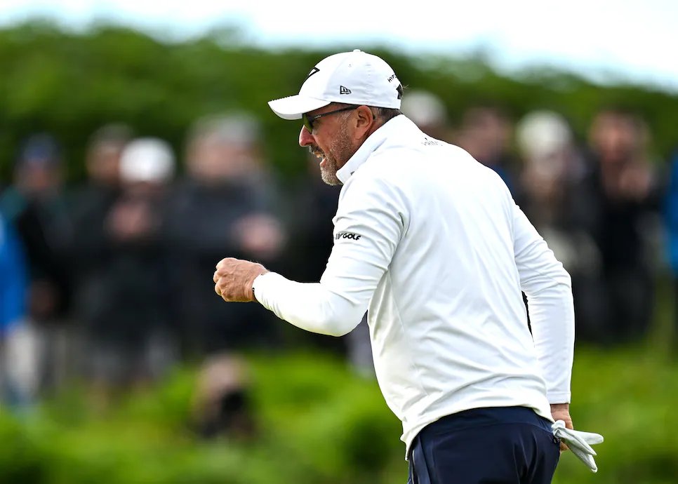 British Open 2025: Từng bị đánh giá 1 ăn 400, Phil Mickelson gây bất ngờ tại Portrush