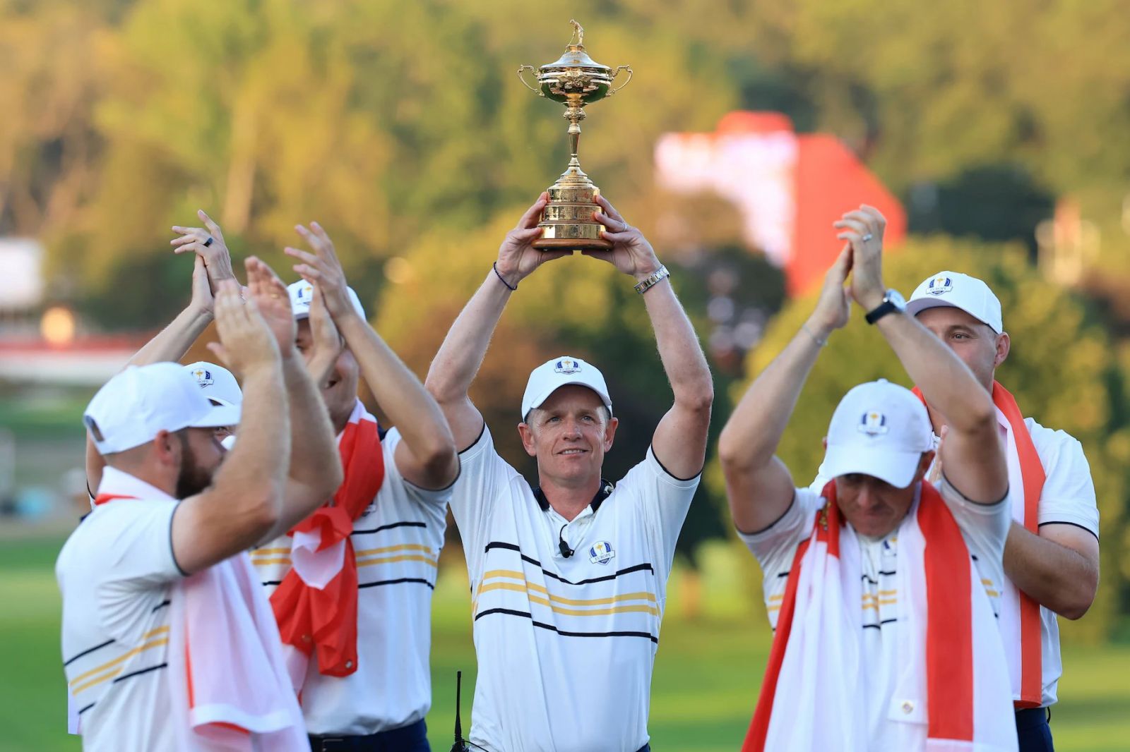 Ryder Cup 2025: Luke Donald – từ “chiến thuật tinh quái” đến ngôi đền huyền thoại của golf châu Âu