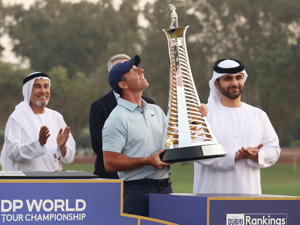 Rory McIlroy khép lại mùa giải lịch sử bằng danh hiệu Race to Dubai thứ bảy, bất chấp thất bại ở play-off Rory McIlroy khép lại mùa giải lịch sử bằng danh hiệu Race to Dubai thứ bảy, bất chấp thất bại ở play-off