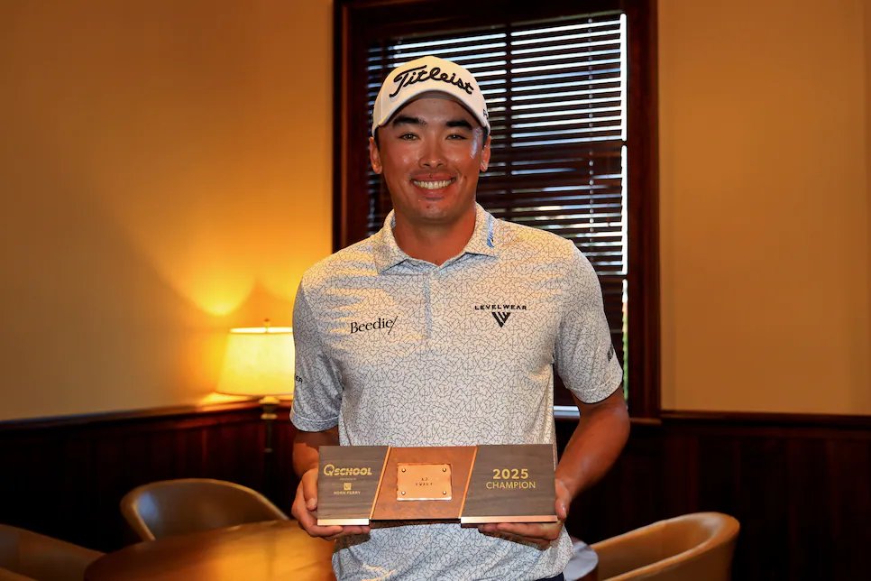 Golfer Canada A.J. Ewart tạo dấu ấn khi đăng quang PGA Tour Q-School, giành suất thi đấu PGA Tour mùa 2026 Golfer Canada A.J. Ewart tạo dấu ấn khi đăng quang PGA Tour Q-School, giành suất thi đấu PGA Tour mùa 2026