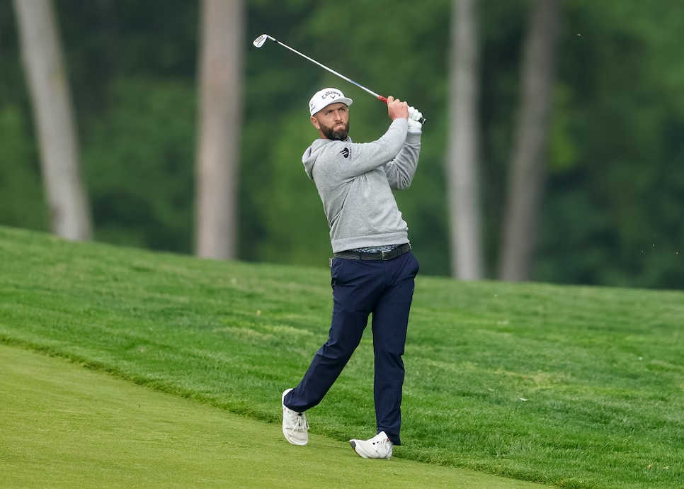 Jon Rahm tận dụng luật thông minh tại PGA Championship 2026, nhưng quy định này có quá ưu ái?