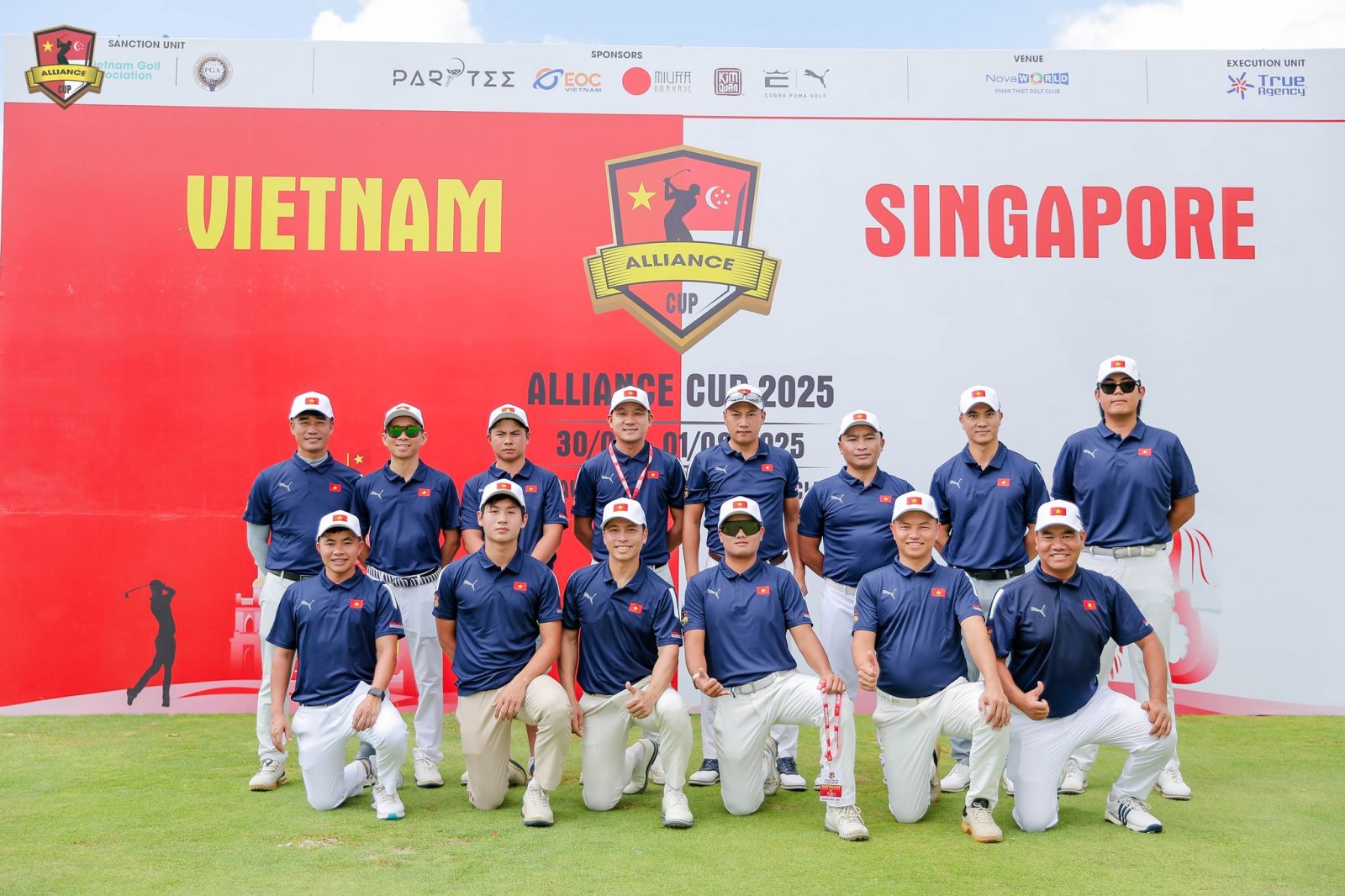 Vietnam - Singapore Alliance Cup 2025: Hai đội tuyển sẵn sàng bước vào cuộc so tài tại NovaWorld Phan Thiết