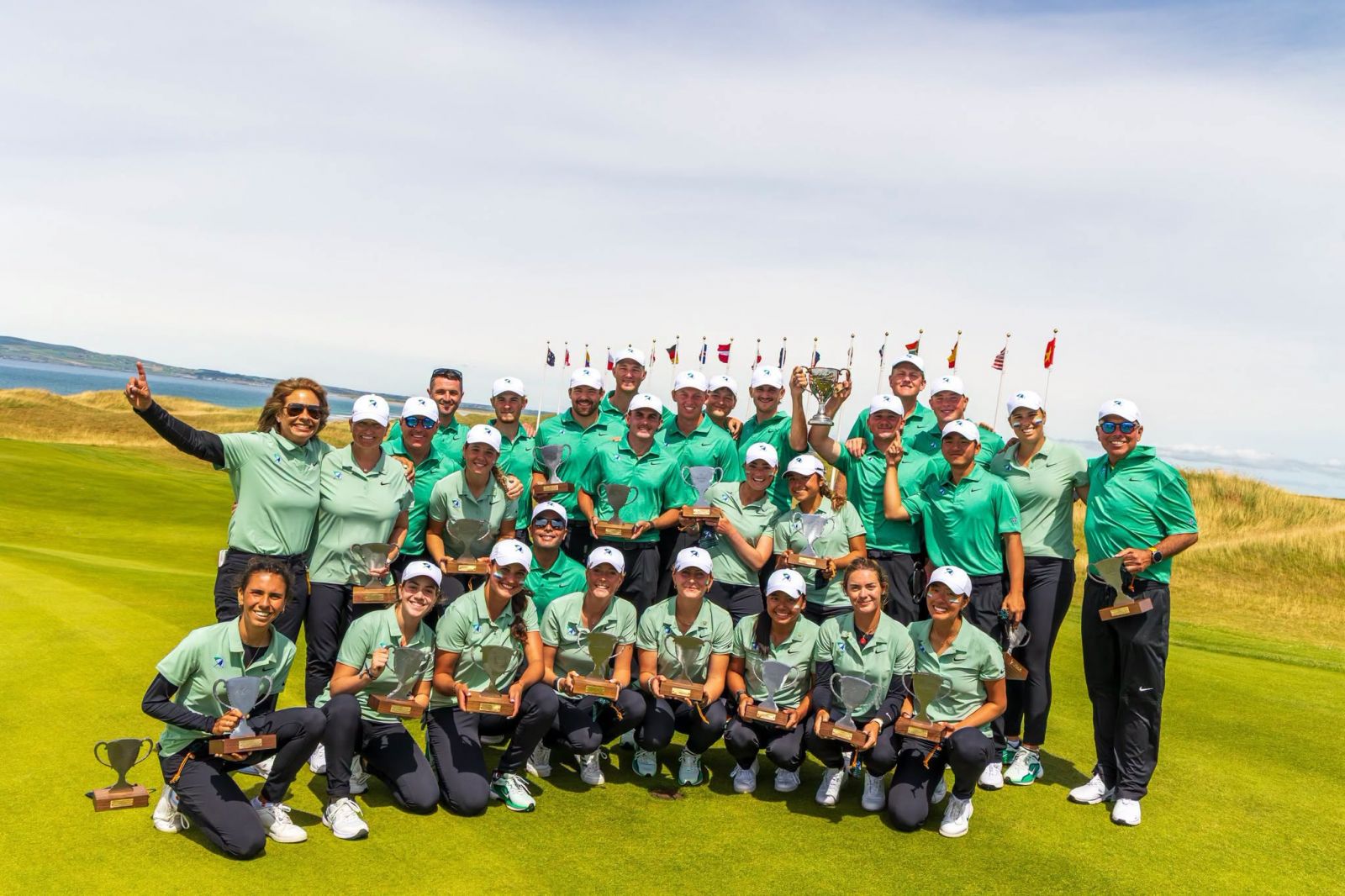 Nguyễn Anh Minh tỏa sáng tại Arnold Palmer Cup 2026, góp công đưa tuyển Quốc tế lên ngôi vô địch Nguyễn Anh Minh tỏa sáng tại Arnold Palmer Cup 2026, góp công đưa tuyển Quốc tế lên ngôi vô địch
