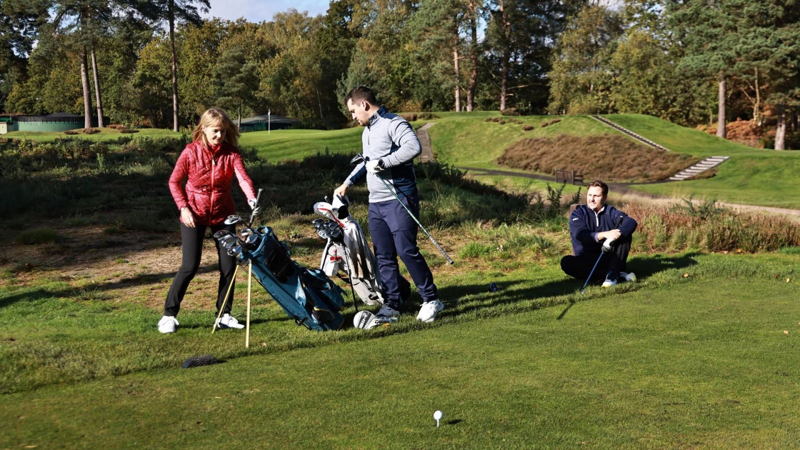 Golfer có được phép đổi gậy sau chín hố không? Golfer có được phép đổi gậy sau chín hố không?