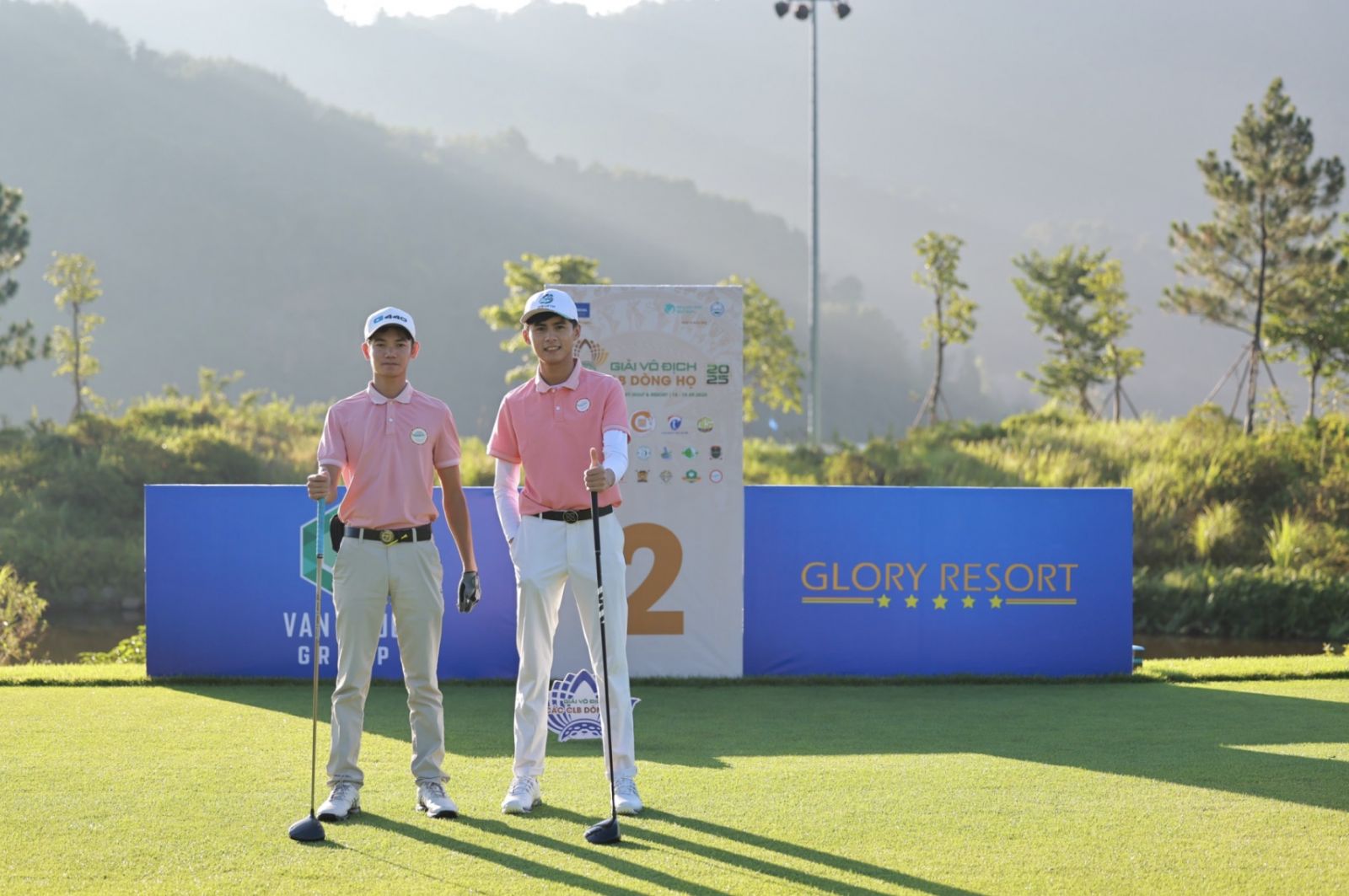 CLB Golf Họ Hà dẫn đầu vòng loại, cùng 3 đội tuyển giành vé vào Chung kết Giải VĐ Các CLB Golf Dòng Họ 2025
