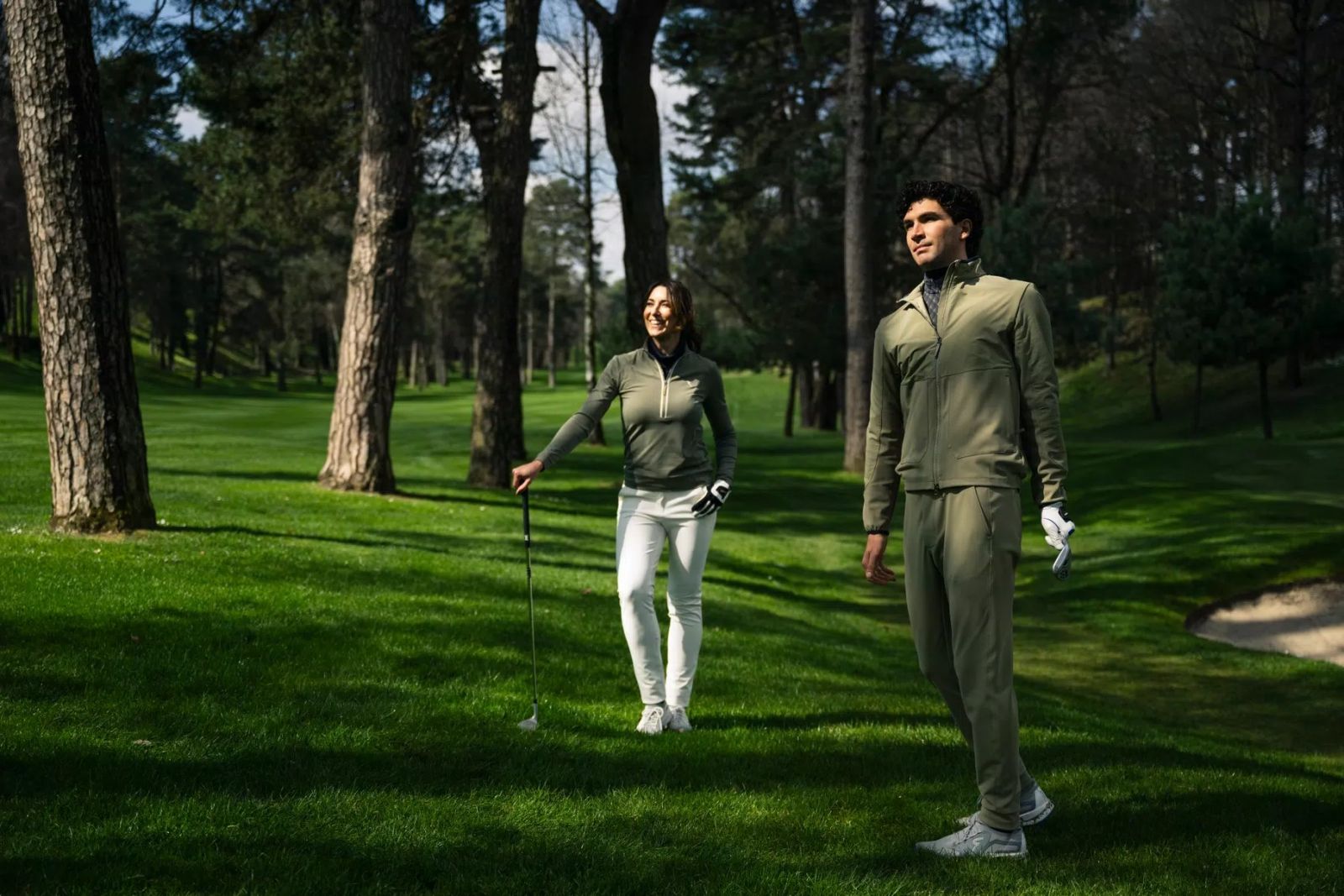 Gợi ý phối đồ lên sân mùa Thu – Đông: Giữ phong độ cùng BST FW25 của Chervò