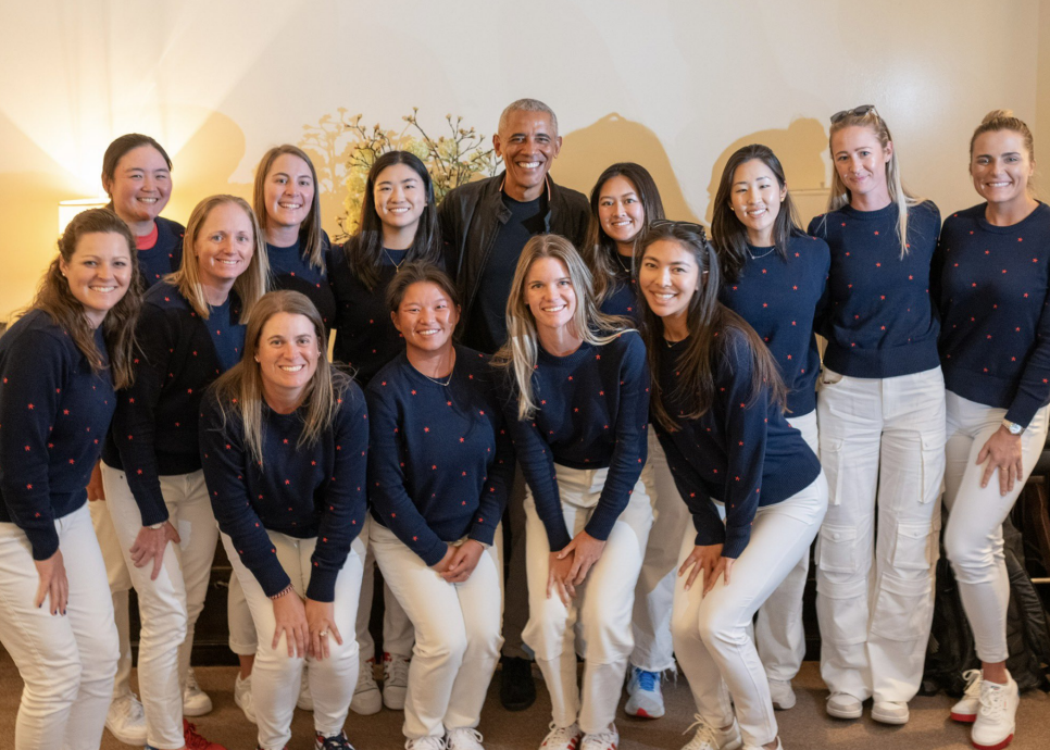 Cựu Tổng thống Barack Obama bất ngờ xuất hiện tại bữa tối của đội tuyển Solheim Cup Mỹ