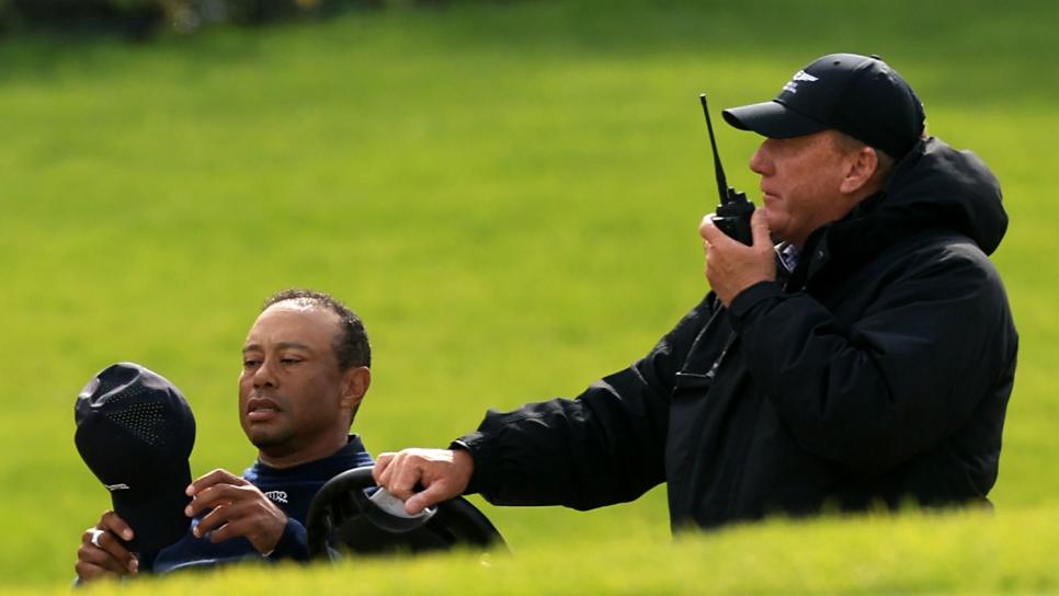 Tiger Woods rút lui khỏi Giải Genesis Invitational vì lý do sức khỏe