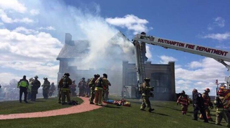 Cháy lớn tại sân golf hàng đầu thế giới National Golf Links of America
