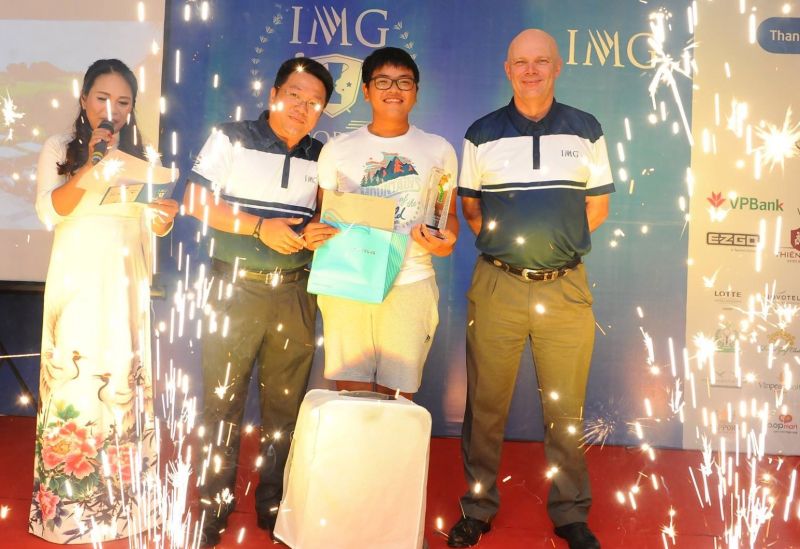 Golfer 13 tuổi, Nguyễn Bảo Long vô địch giải IMG Trophy 2018